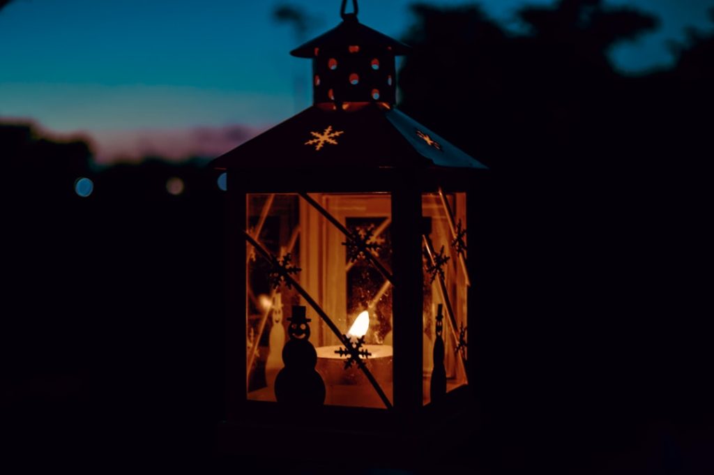 Photo Wicker Lantern Outdoor Light