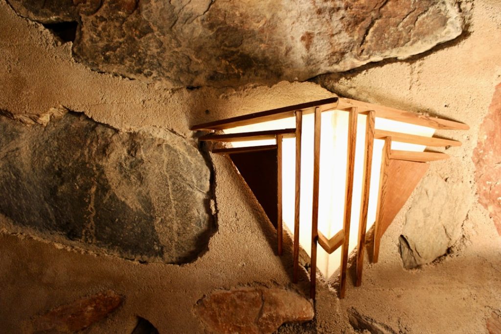 Photo copper bedside wall lamp